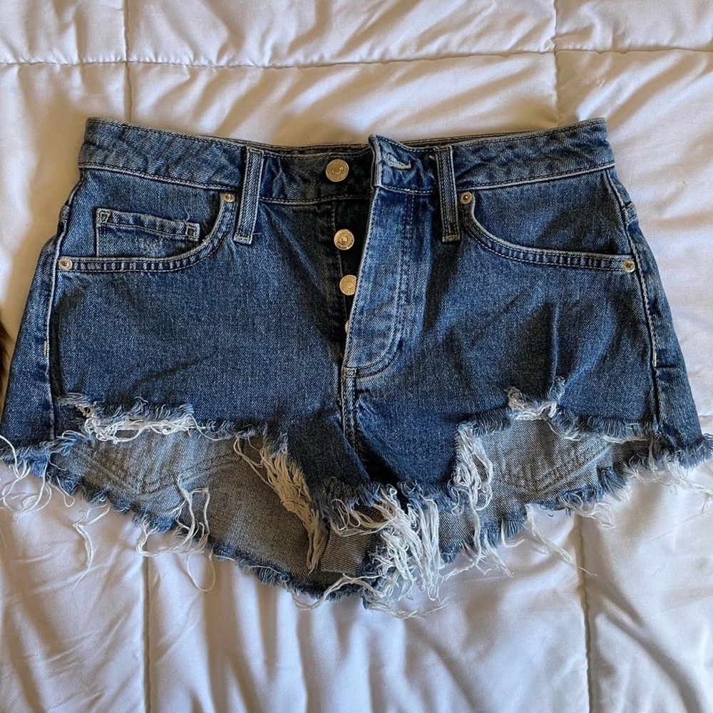 Forever 21 Blue Jean Shorts Distressed Cut-Off Hem
